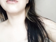 YoloSEXtoy - горловой минет лёжа на спине