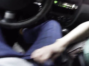 ДЕВИЦА ОТСОСАЛА В АВТО