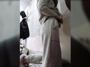 Konfeta-1 шоу в темных колготках на работе