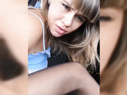 Vanilla_sexy в колготках в тачке