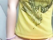 ДЕВИЦА ДРОЧИТ