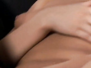 ДЕВИЦА ДРОЧИТ