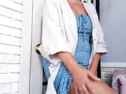 Секс видеочат с EmilyFanks онлайн на Runetki.live 2024-08-10 10_14