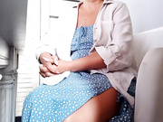 Секс видеочат с EmilyFanks онлайн на Runetki.live 2024-08-10 10_35