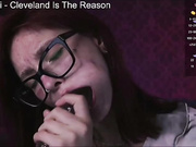 Suk_ki - вылизывает прозрачный дилдо