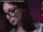 Suk_ki - вылизывает прозрачный дилдо