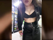 praesertim вышла на стрим перед началом работы