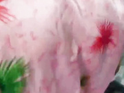 САМА СЕБЯ ТРАХАЕТ