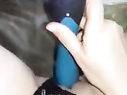 ДЕВИЦА ДРОЧИТ