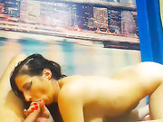 Минет от брюнетки