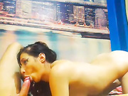 Минет от брюнетки