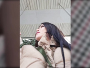 Miss_Viktoria в колготках на скамеечке