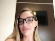 Vivien - горячие отельные развлечения