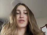 SweetAdel - дразнит своей попкой и сдвигает трусики в сторону