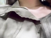 -TATUHA- показывает грудь незнакомцу