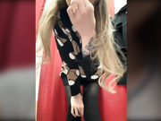 -KiraLove в примерочной-3