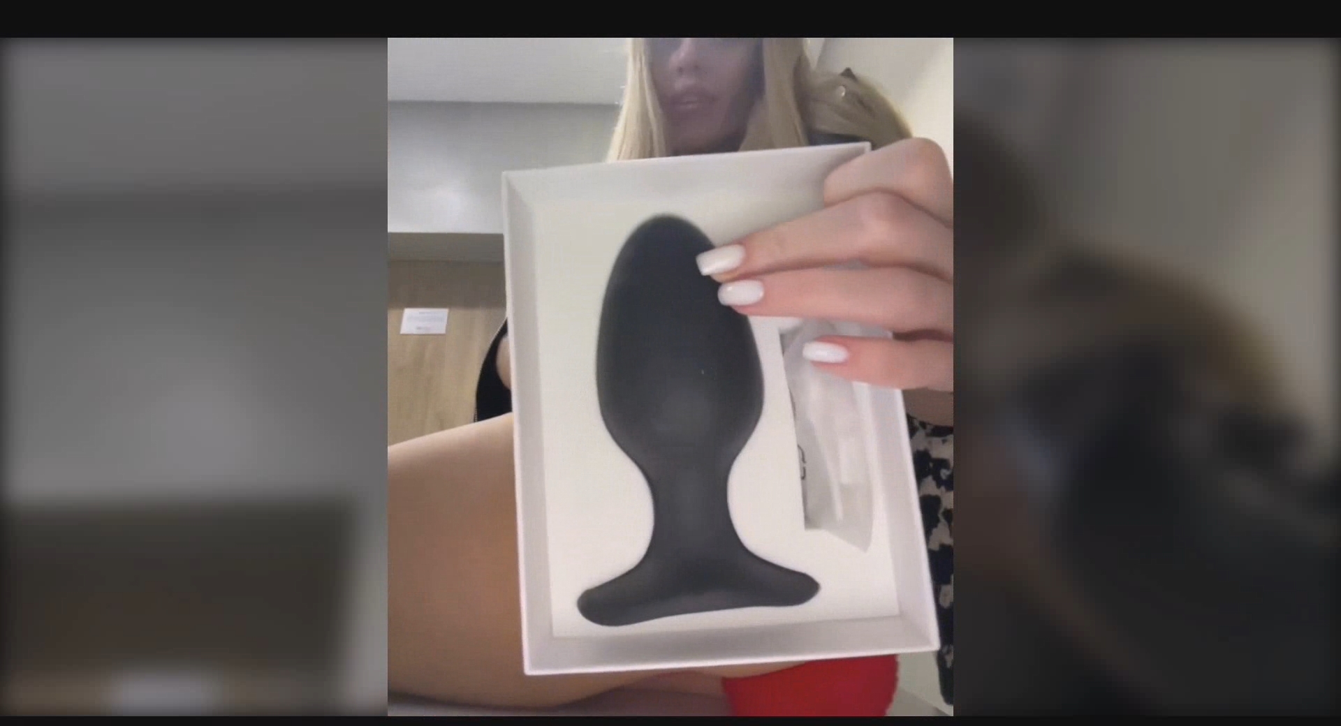 ALVUWKA пробку в анал