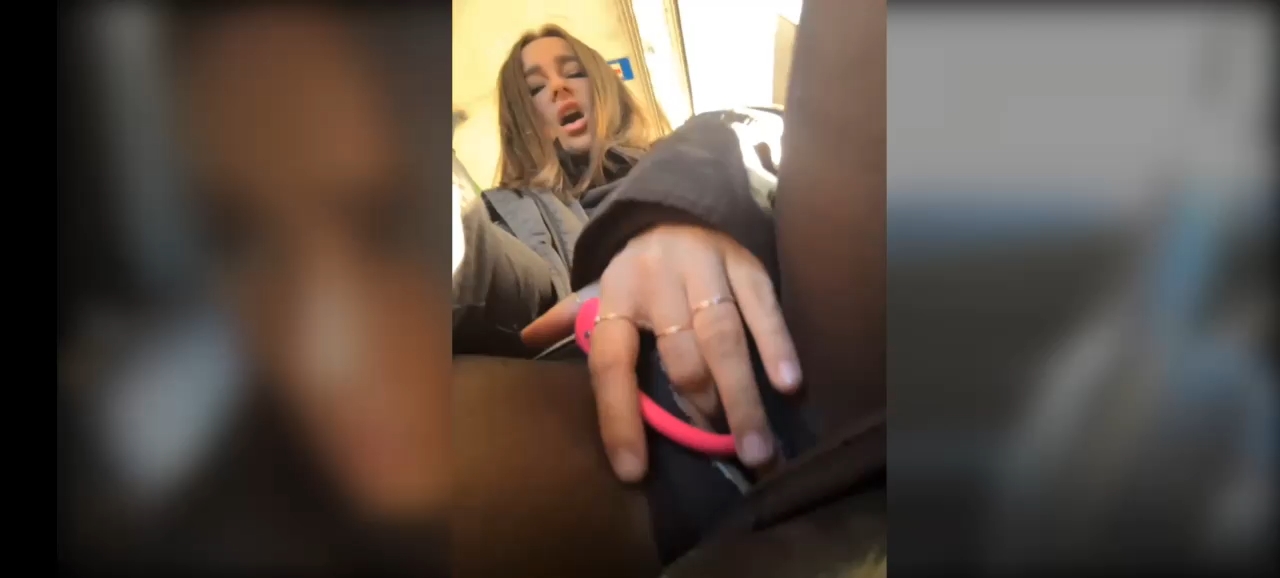 GAVKA_ дрочка в троллейбусе