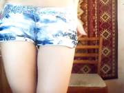 ДЕВИЦА ДРОЧИТ