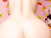 ДЕВИЦА ТРАХАЕТСЯ