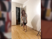 Aariella и чья-то мужская рука