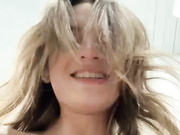 -AngelAri-