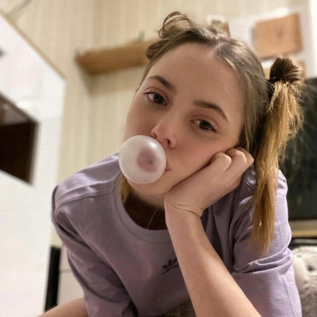 Katyasun,две анальные пробки,OnlyFans,милашка,модель