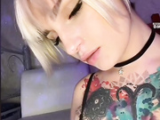 Stargazzzm - зажигательная блондинка со своим любимым членом