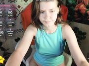 lilolumofficially - милашка ласкает свою киску вибратором + крупный план