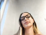 Vivien - сексуальный офисный стриптиз