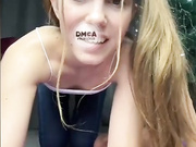 sweetAdel - шалунья в рваных джинсиках