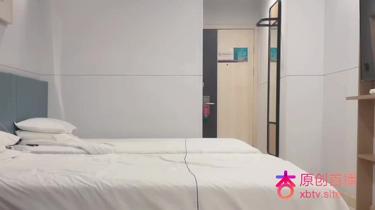 Скрытая камера и китайская проститутка