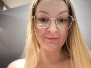 Teya_moon_