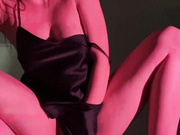 AlodieCrumbls ⭐️дрочит в подъезде