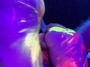 leilanit секс в неоновых красках