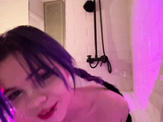 rionaroom принимает ванну