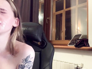 sexy-sweet кончил на лицо