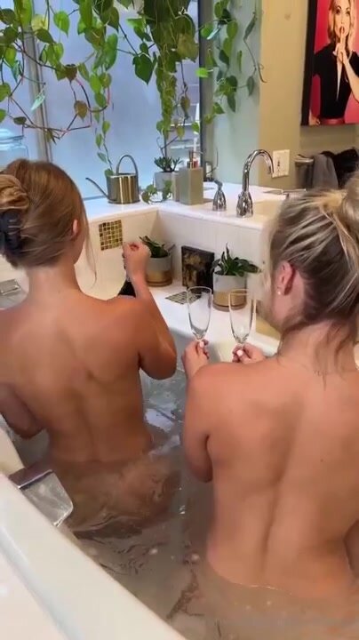 Lena Polanski with cheerleaderka