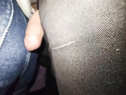 Сладкая жопа зрелой женщины доставила мне много удовольствия в автобусе