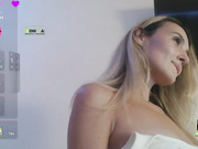 Your_Fantasy -дрочит, засунув трусики в киску и ротик