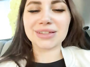 Girls-Leia в такси