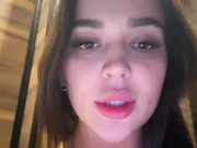 -Sasha-Orlova-дрочка в туалете