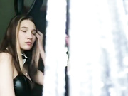 ДЕВИЦА ОТСОСАЛА