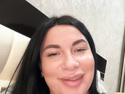 behardxxx засветила дырочки