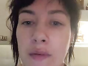 KatrinZeta трах с огурцом