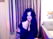 EVA1172a - хуепоъёмная латышская мамочка трахает себя дилдо в общем чате .!. ))