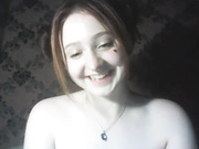 Etonasya показывает попу