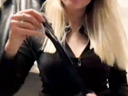 _Katrinka_рвет колготки в примерочной