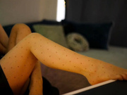 D_i_aM апскирт в колготках в горошек