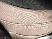 Прккрасная большая жопа девушки в джинсах доставида много удовольствия моему хую в автобксе